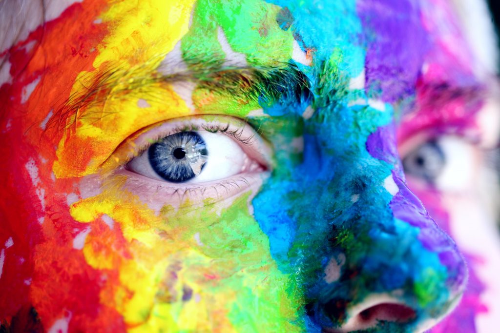 RED BUBBLE: An Easy Moneymaking Website for Independence Artists and Designers RED BUBBLE